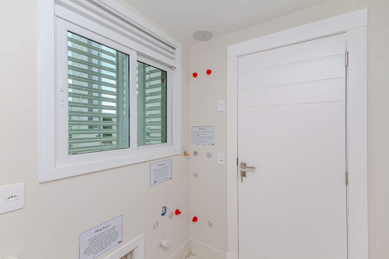 Apartamento à venda no Pioneiros: 