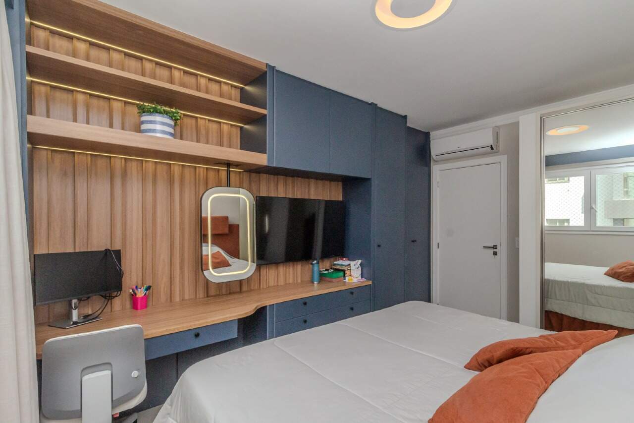 Apartamento à venda no Pioneiros: 
