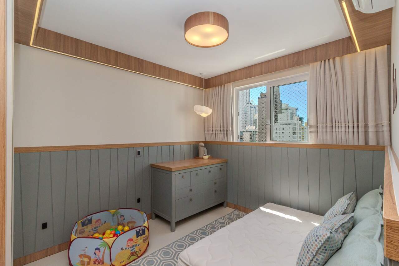 Apartamento à venda no Pioneiros: 