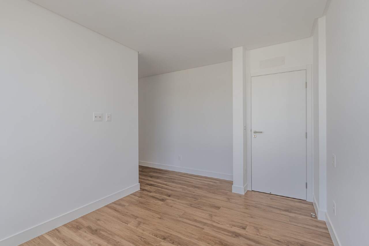 Apartamento à venda no Praia Brava: 