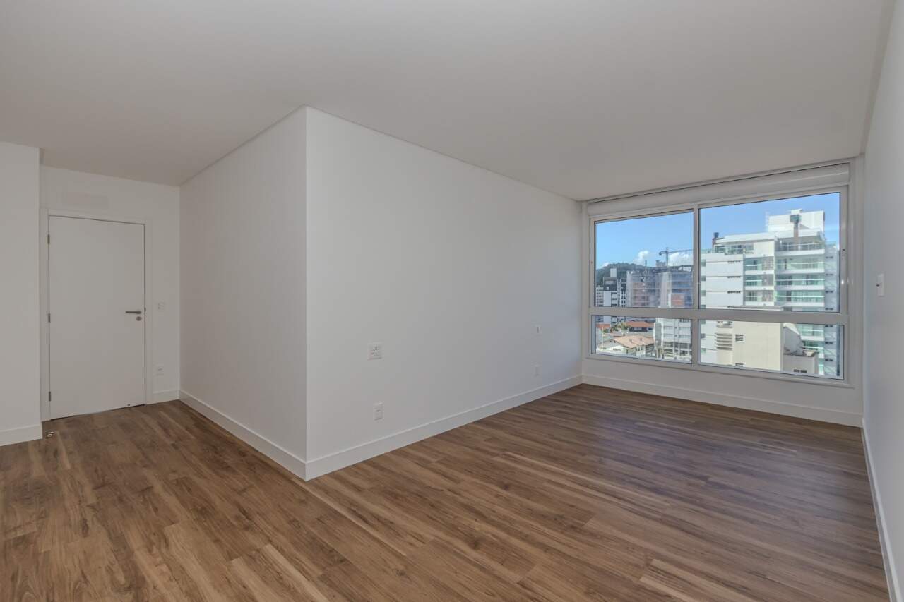 Apartamento à venda no Praia Brava: 