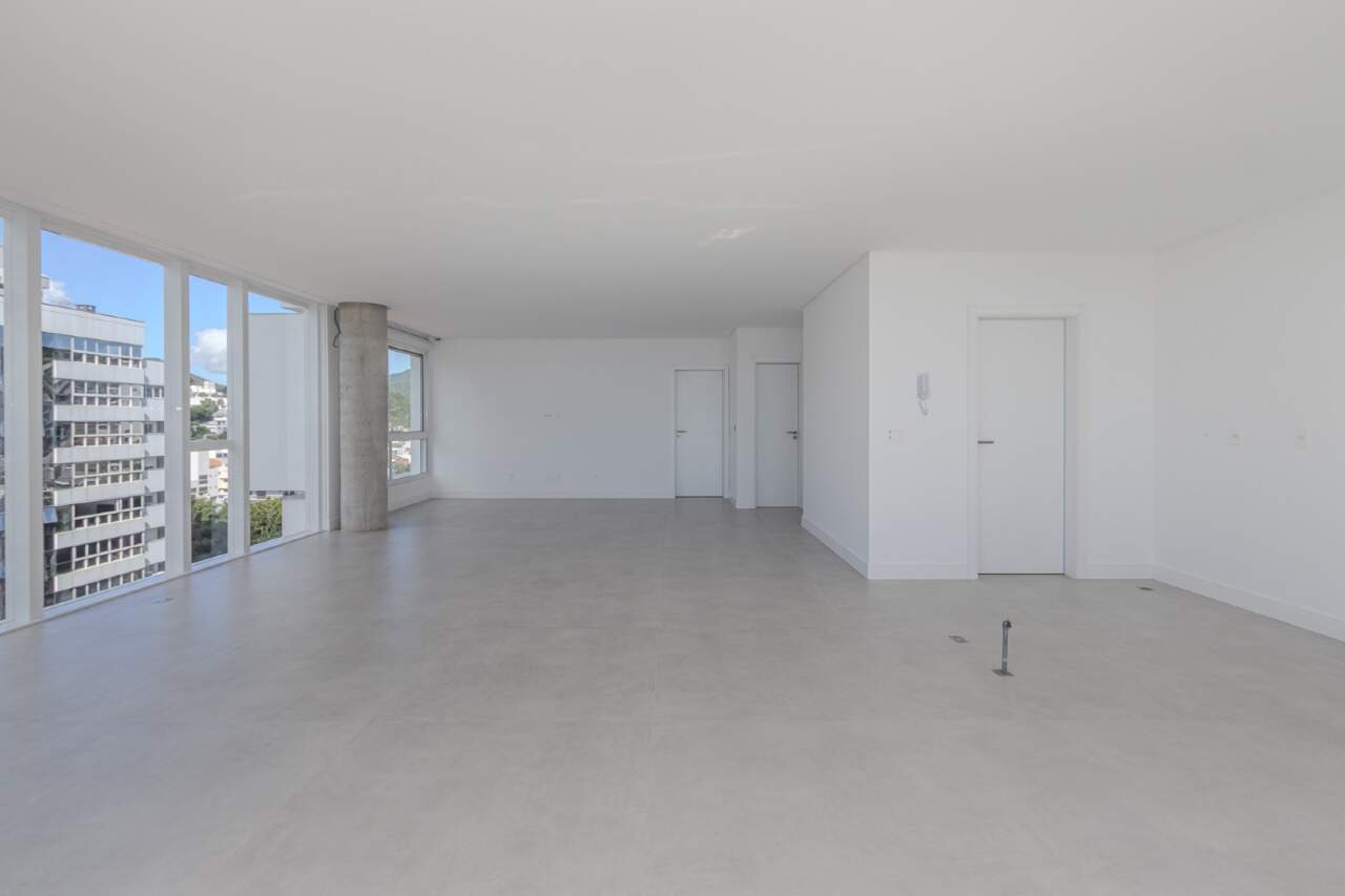 Apartamento à venda no Praia Brava: 