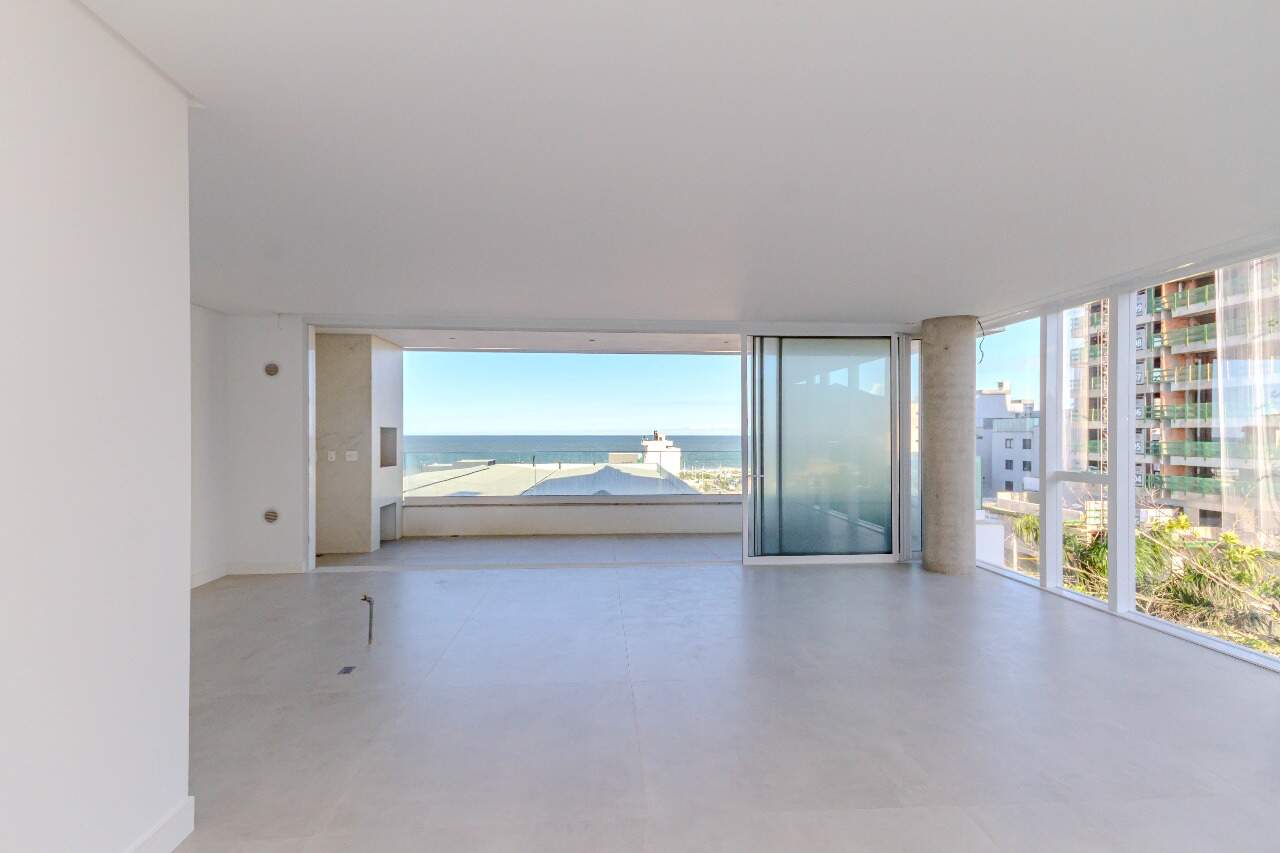 Apartamento à venda no Praia Brava: 