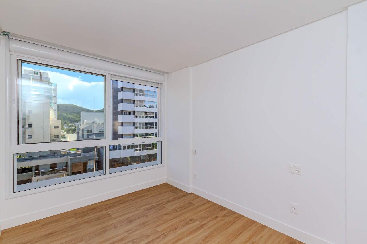 Apartamento à venda no Praia Brava: 