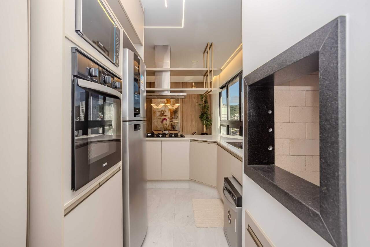 Apartamento para aluguel no Pioneiros: 