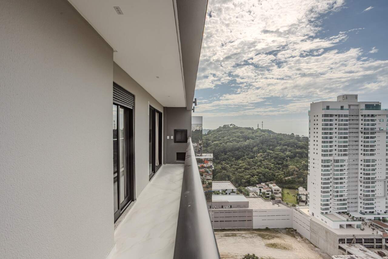 Apartamento à venda no Praia Brava: 