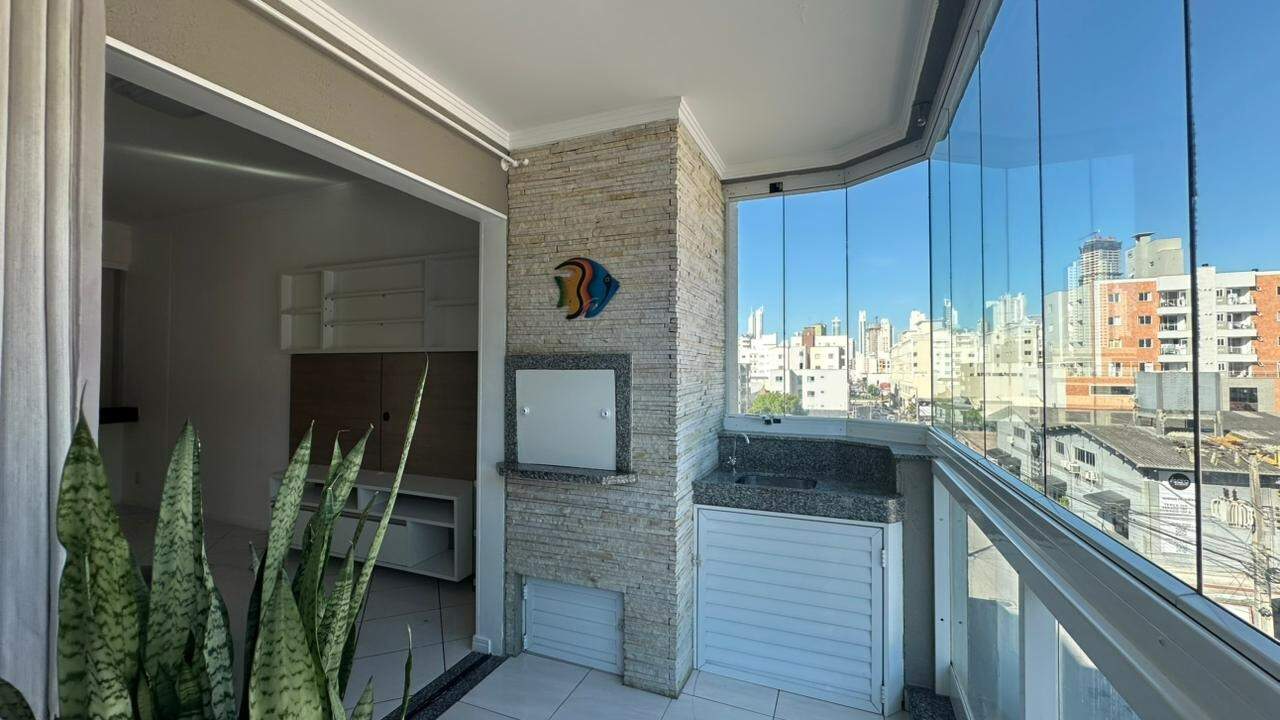 Apartamento para aluguel no Nações: 