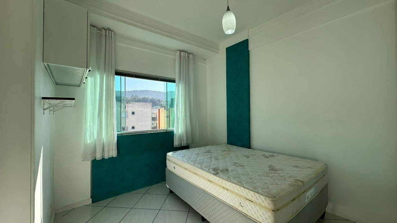 Apartamento para aluguel no Nações: 