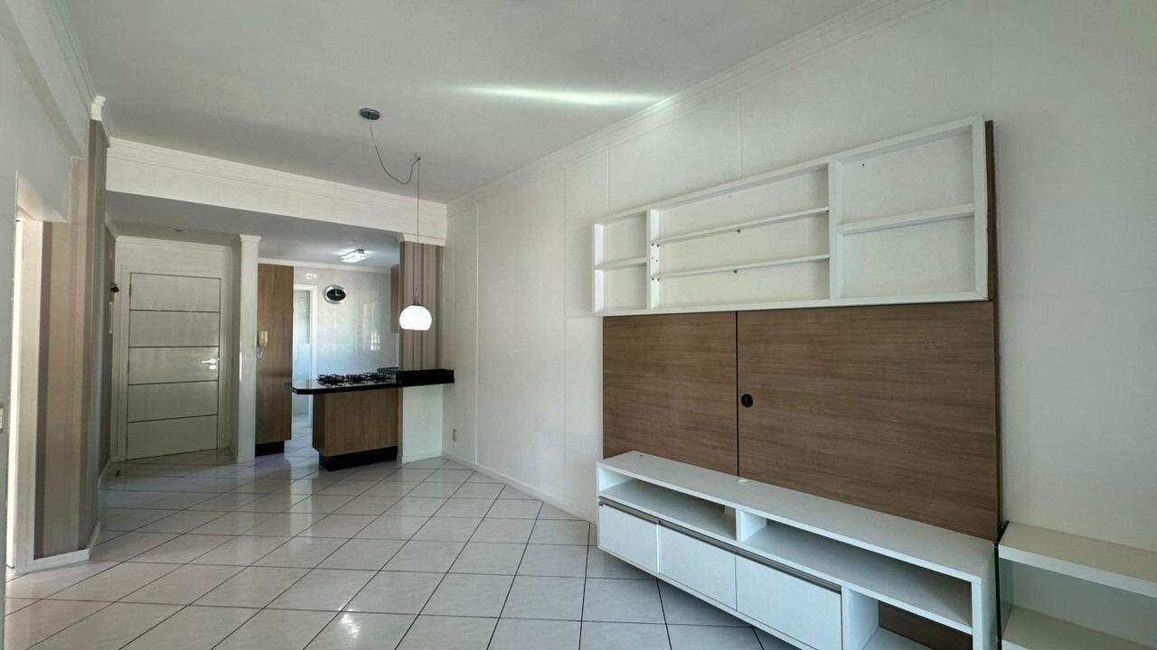 Apartamento para aluguel no Nações: 