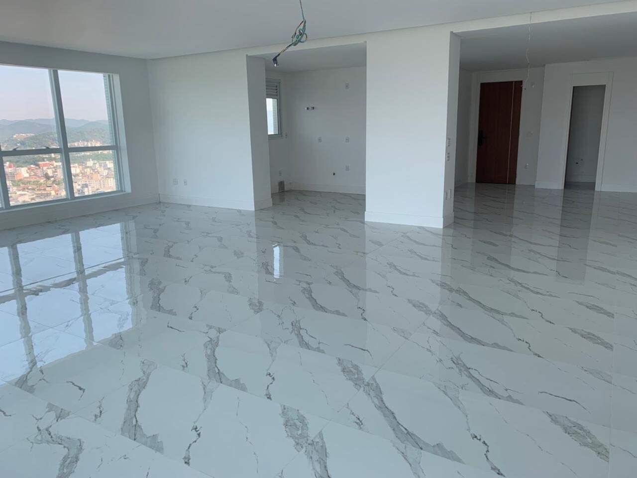 Apartamento à venda no Centro: Living e cozinha integrados