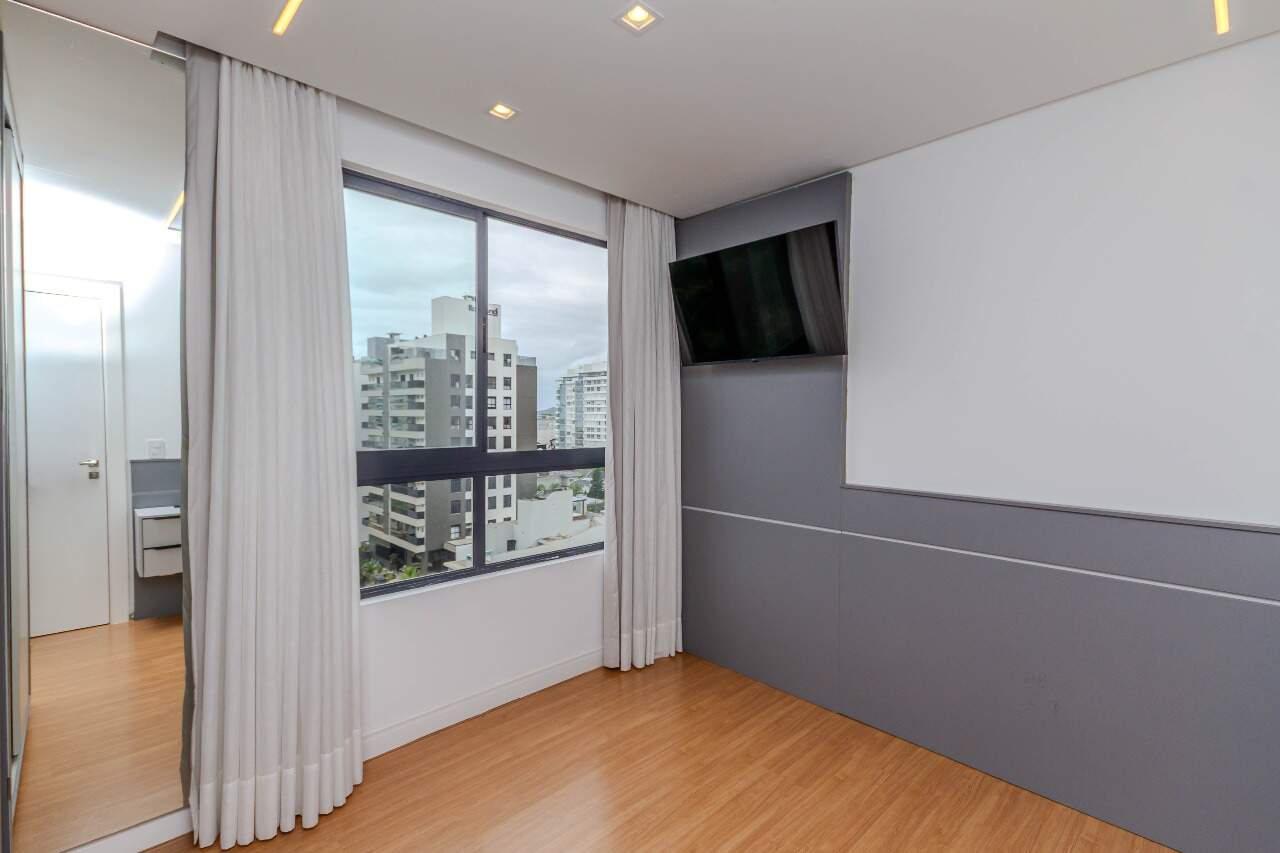 Apartamento à venda no Praia Brava: 