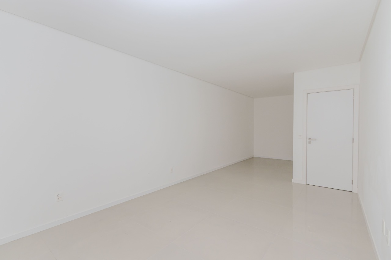 Apartamento à venda no Praia Brava: 