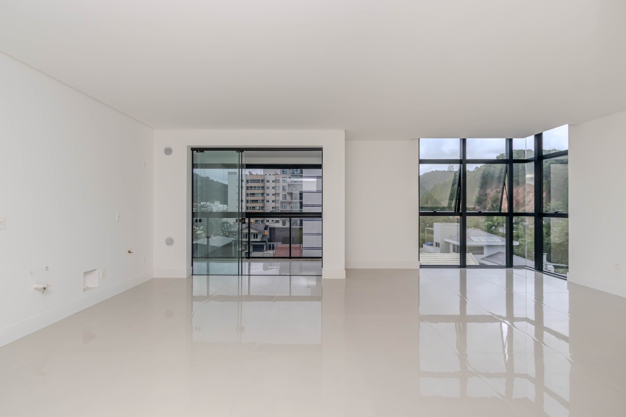 Apartamento à venda no Praia Brava: 