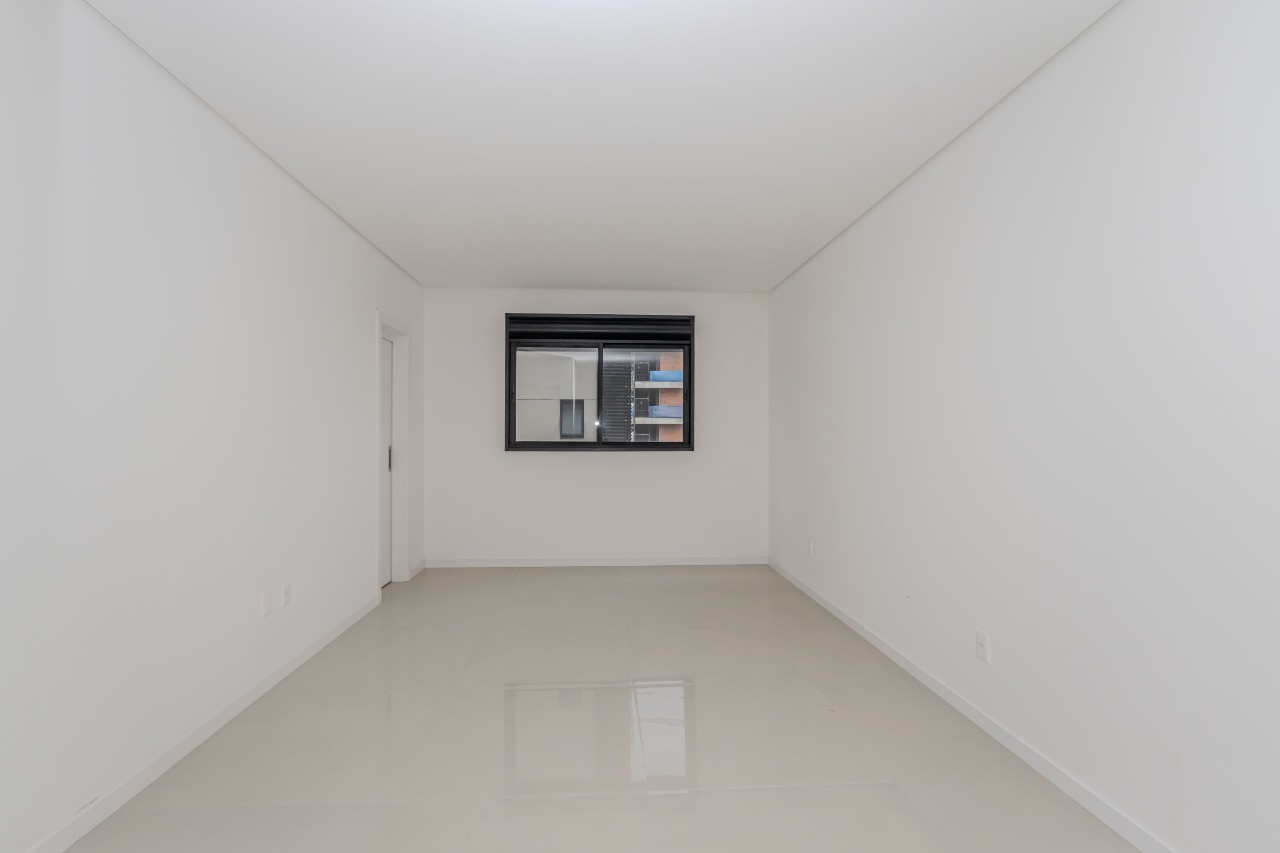 Apartamento à venda no Praia Brava: 