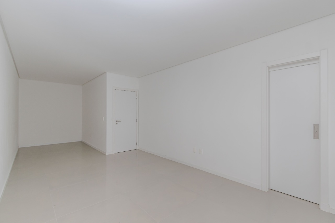 Apartamento à venda no Praia Brava: 