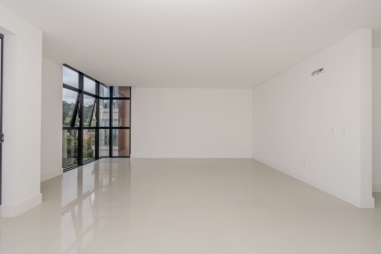 Apartamento à venda no Praia Brava: 