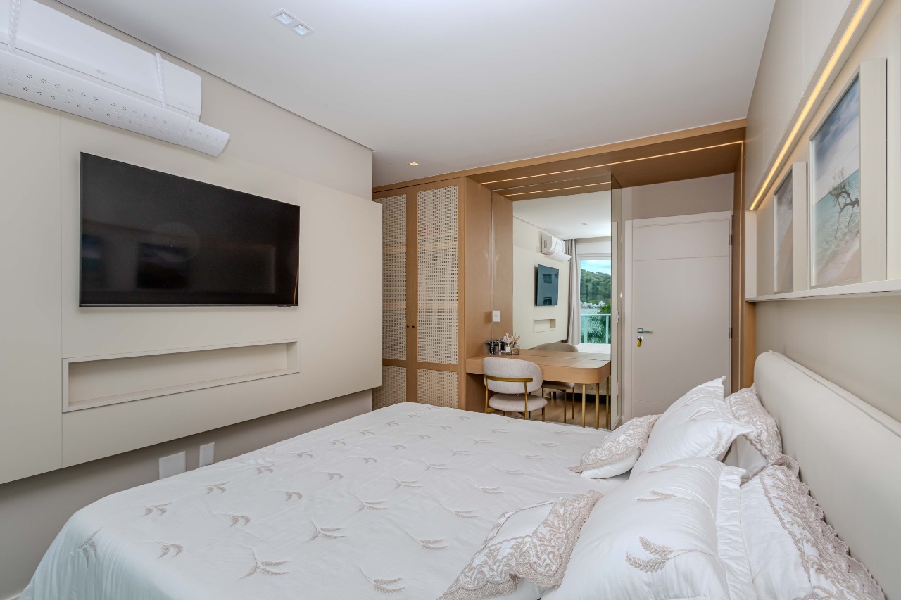 Apartamento à venda no Praia Brava: 