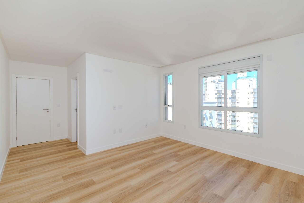 Apartamento diferenciado à venda no Centro: 