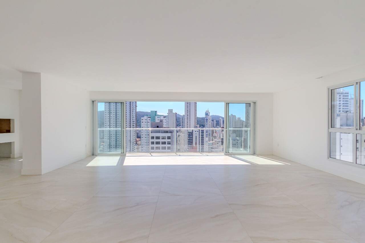 Apartamento diferenciado à venda no Centro: 