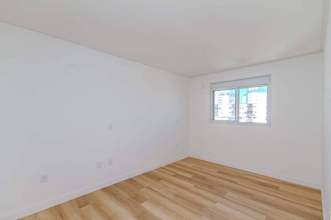 Apartamento diferenciado à venda no Centro: 