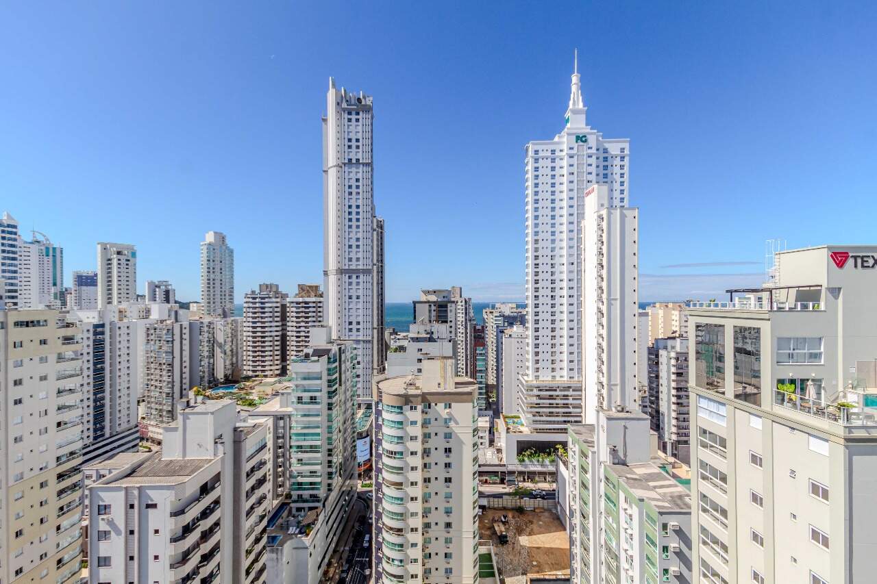 Apartamento diferenciado à venda no Centro: 