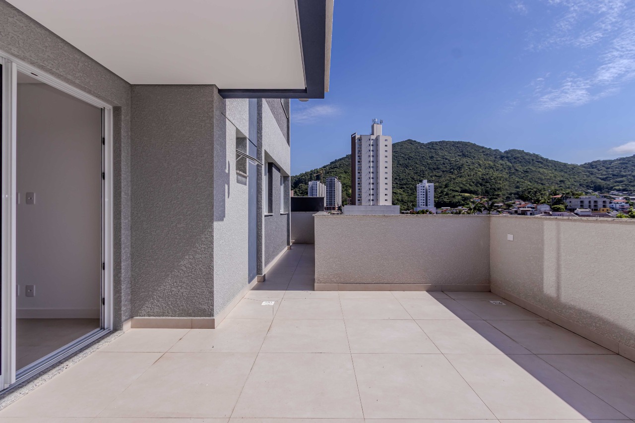 Apartamento diferenciado à venda no Fazenda: 