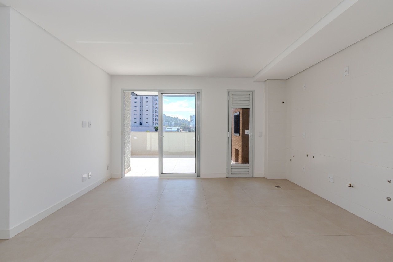 Apartamento diferenciado à venda no Fazenda: 