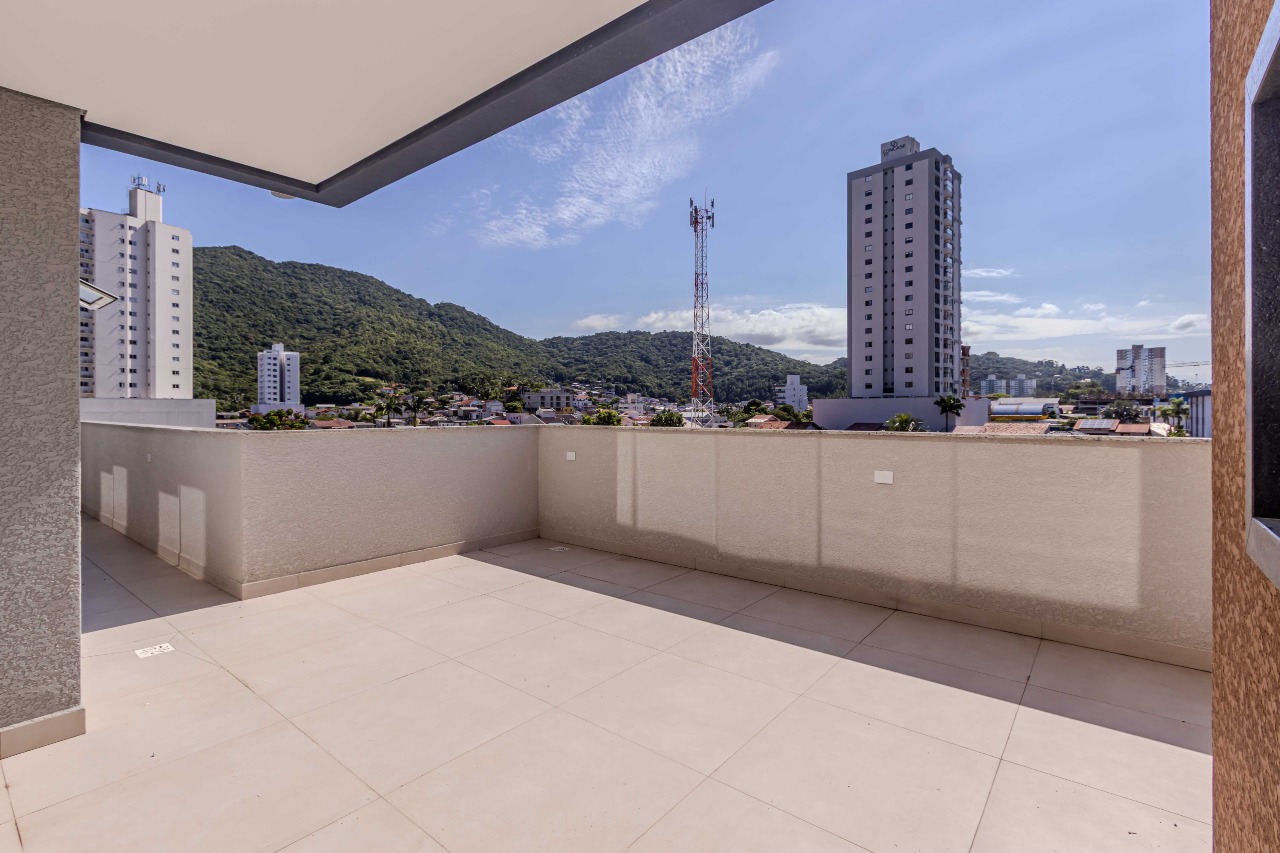 Apartamento diferenciado à venda no Fazenda: 