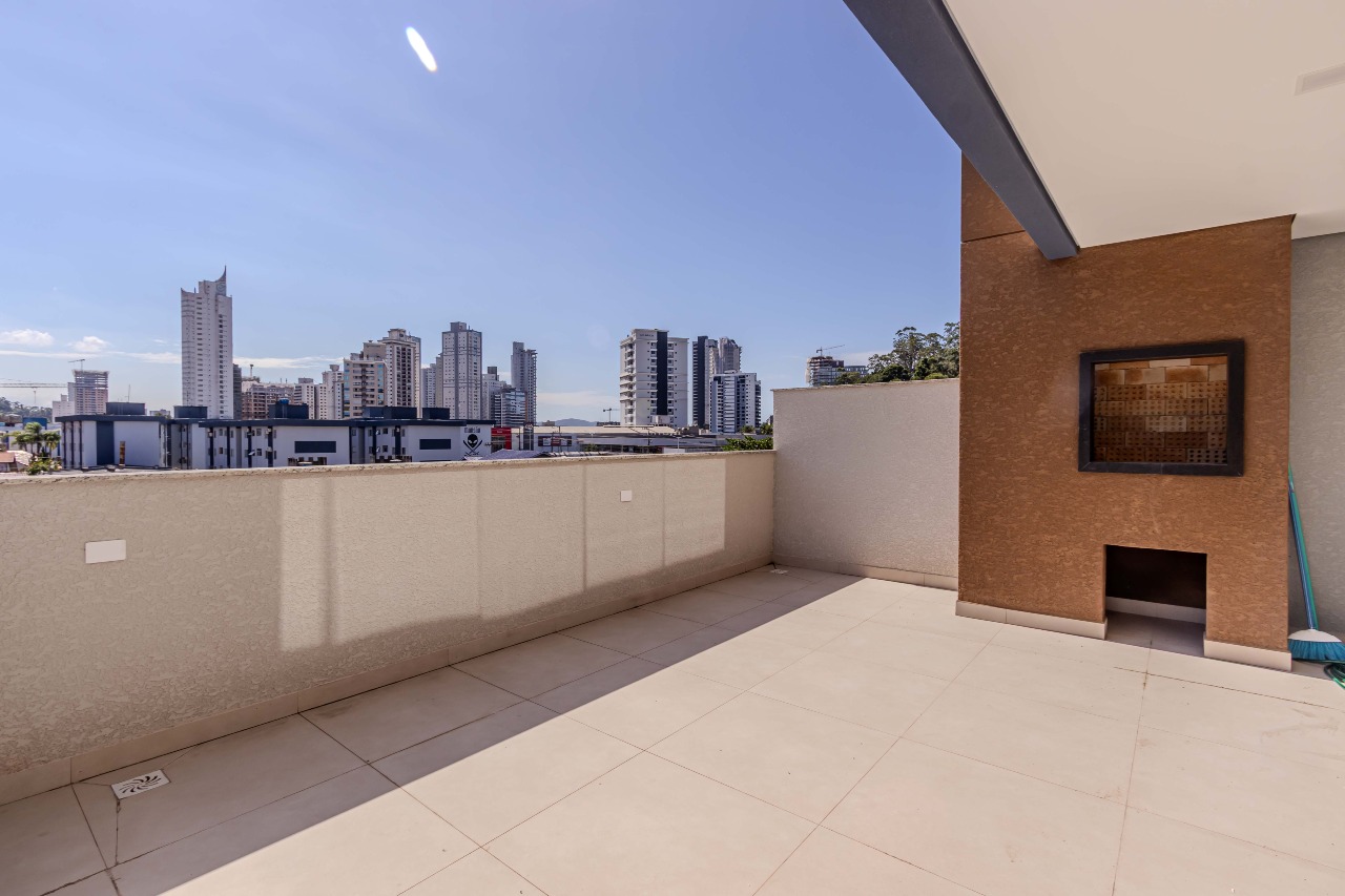 Apartamento diferenciado à venda no Fazenda: 