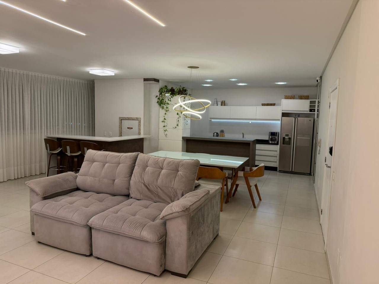 Apartamento para aluguel no Centro: 