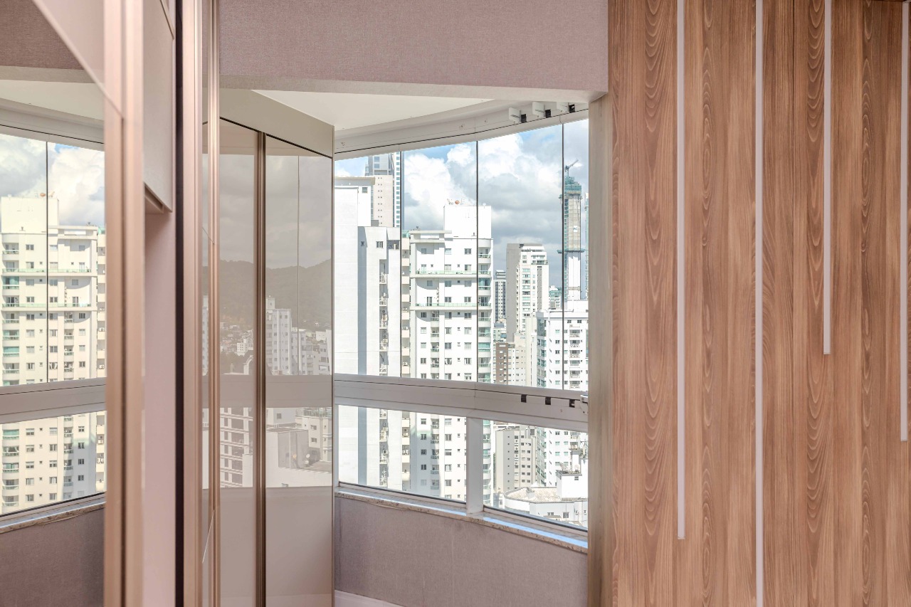 Apartamento à venda no Pioneiros: 