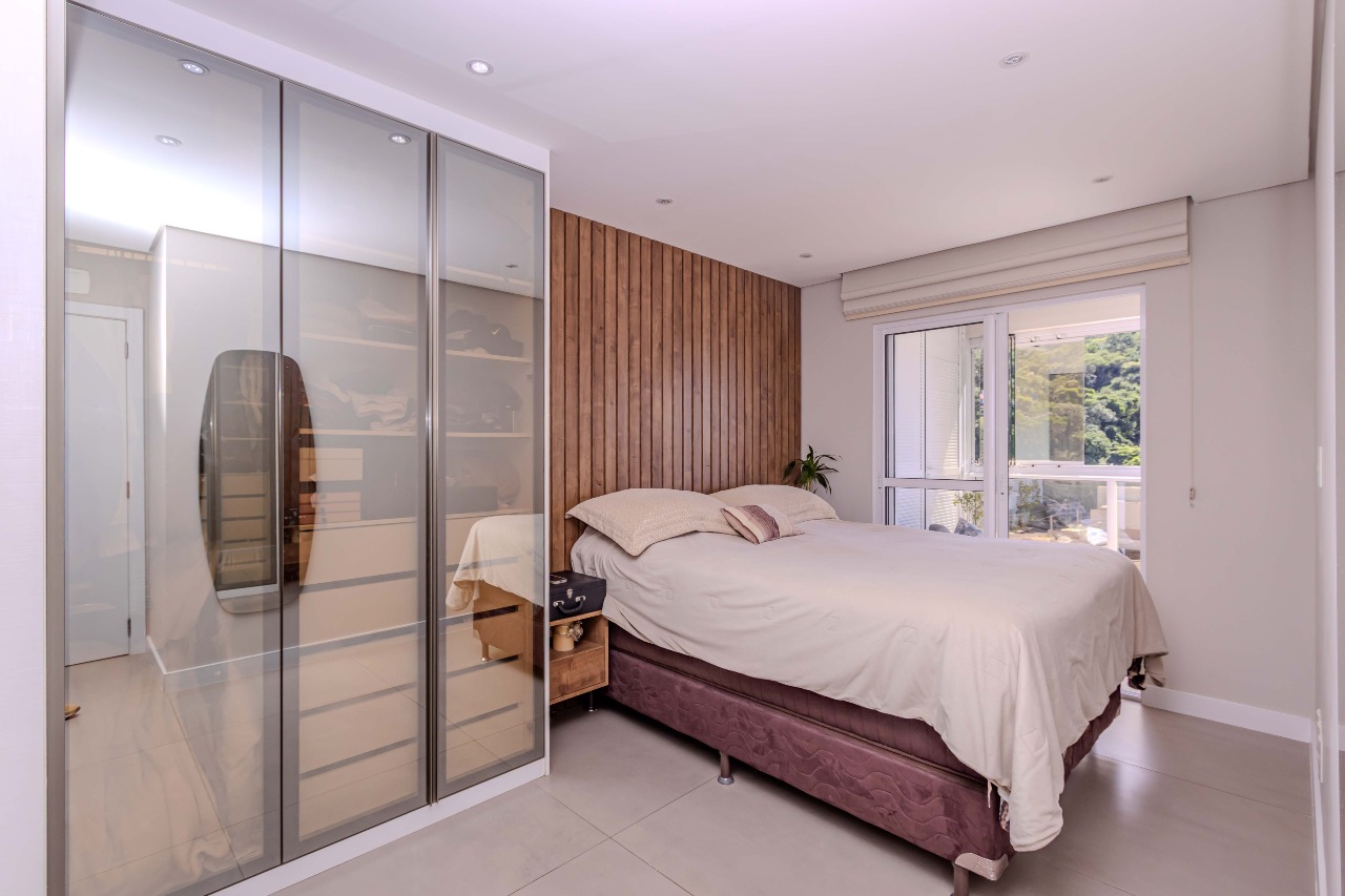 Apartamento à venda no Cabeçudas: 