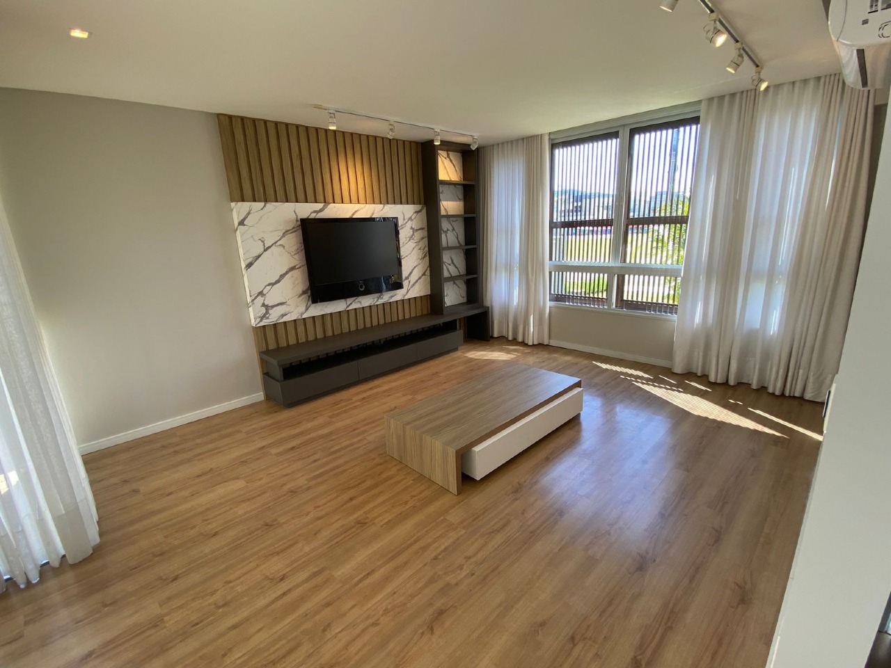 Casa de Condomínio à venda no Santa Regina : 