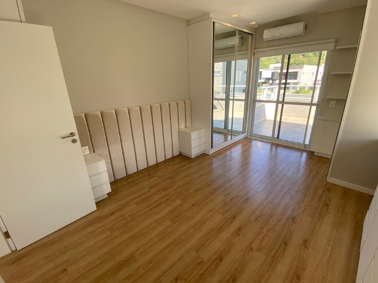 Casa de Condomínio à venda no Santa Regina : 