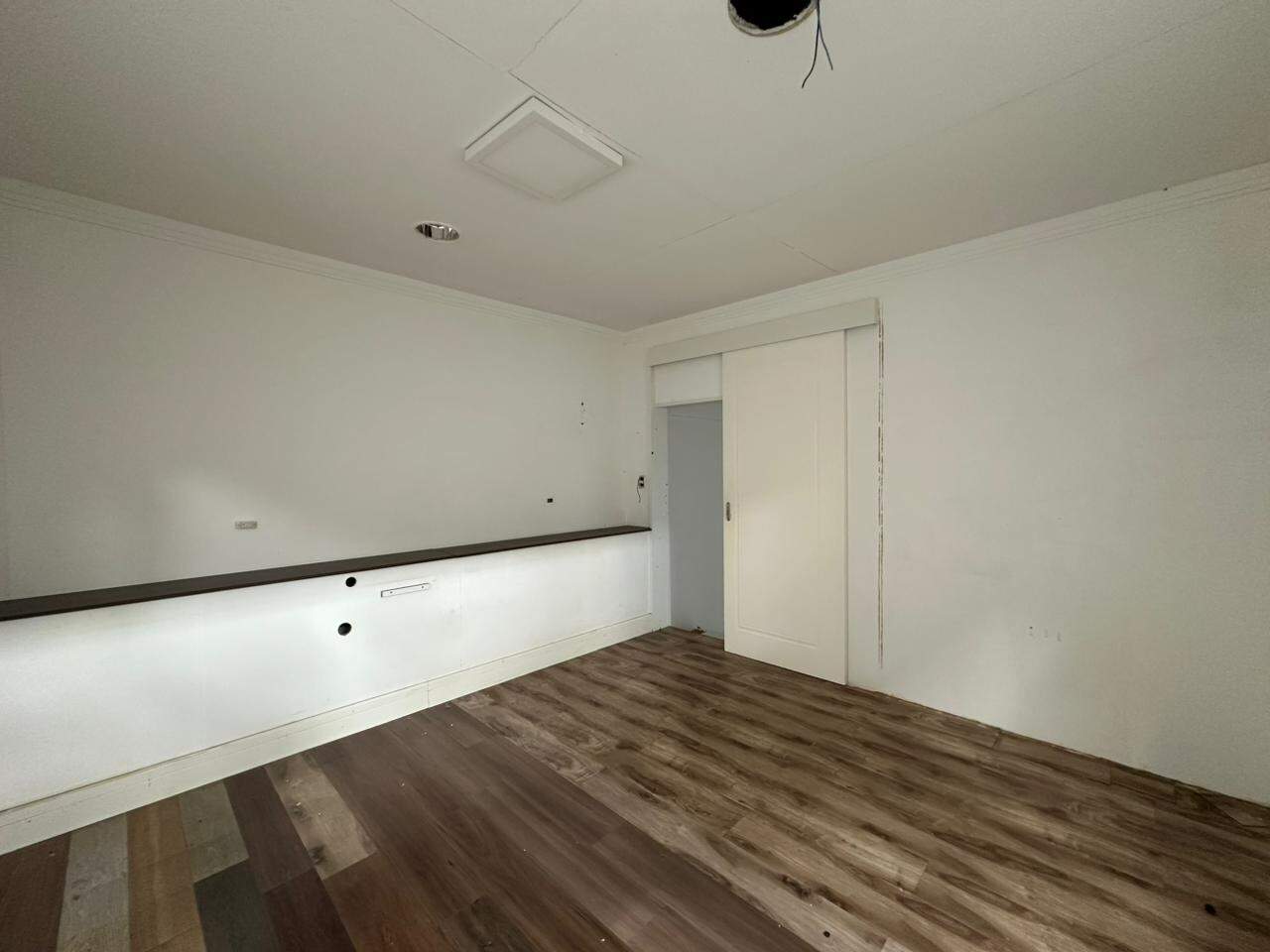 Sala Comercial para aluguel no Vila Real: 