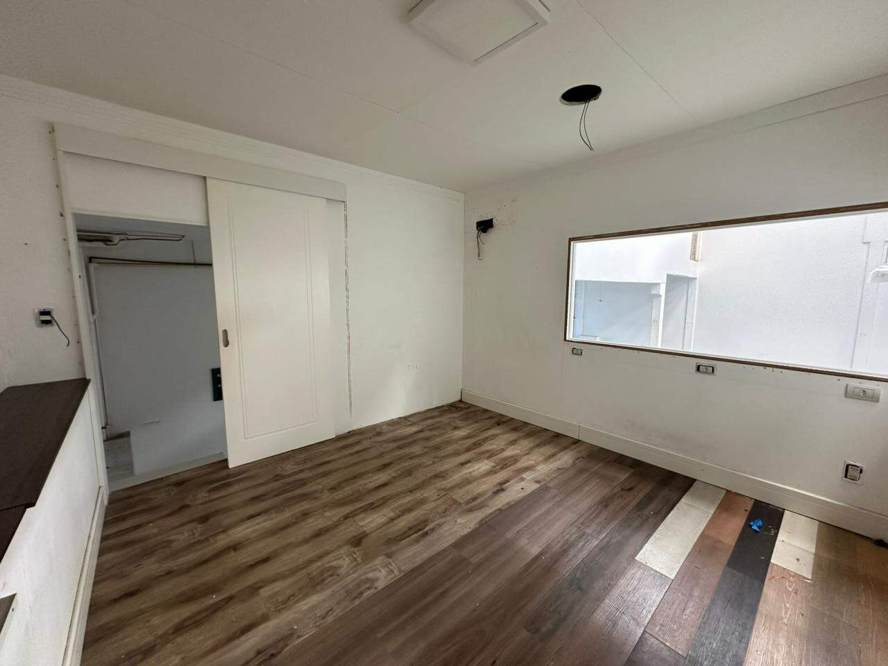 Sala Comercial para aluguel no Vila Real: 