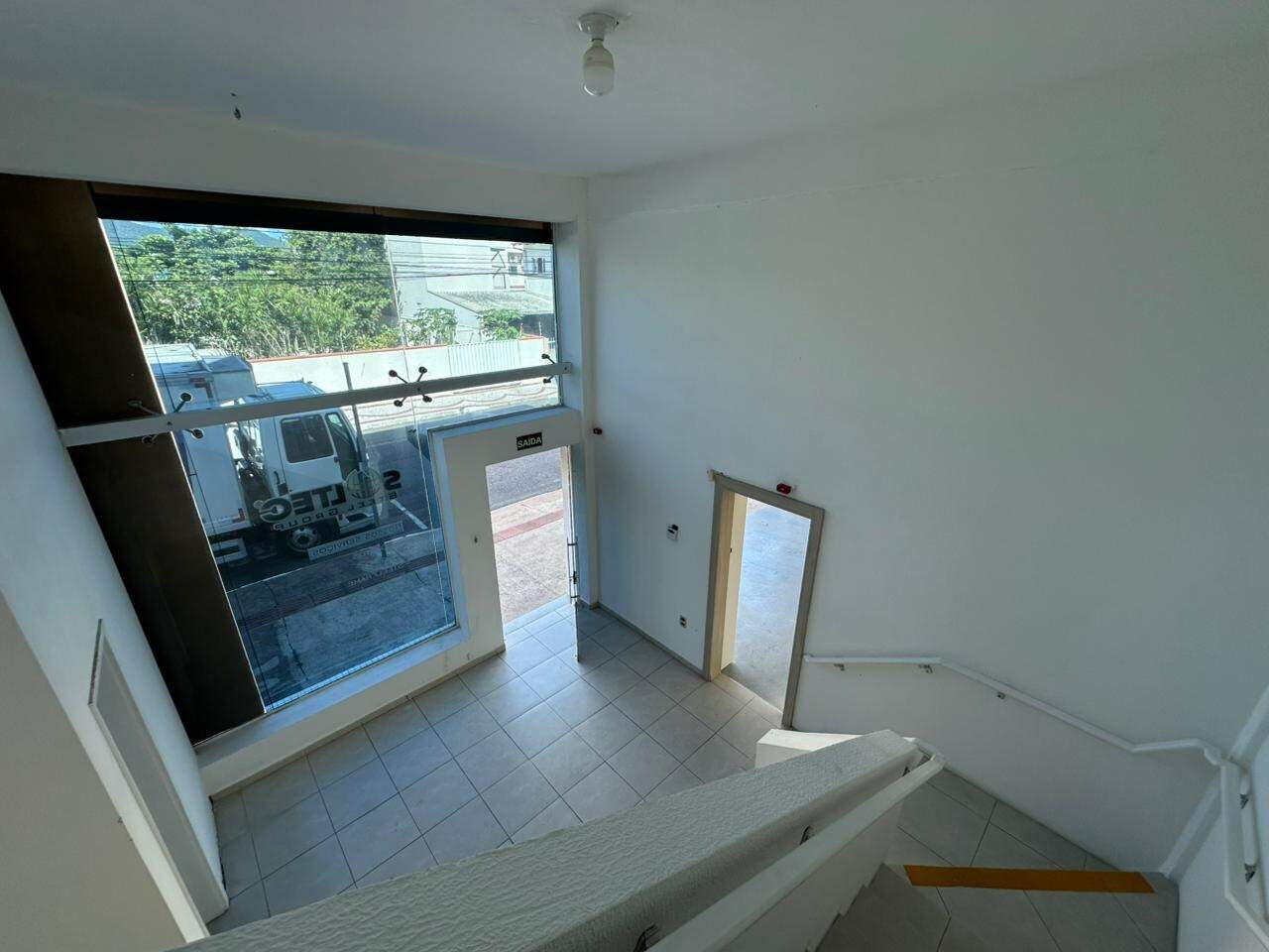 Sala Comercial para aluguel no Vila Real: 