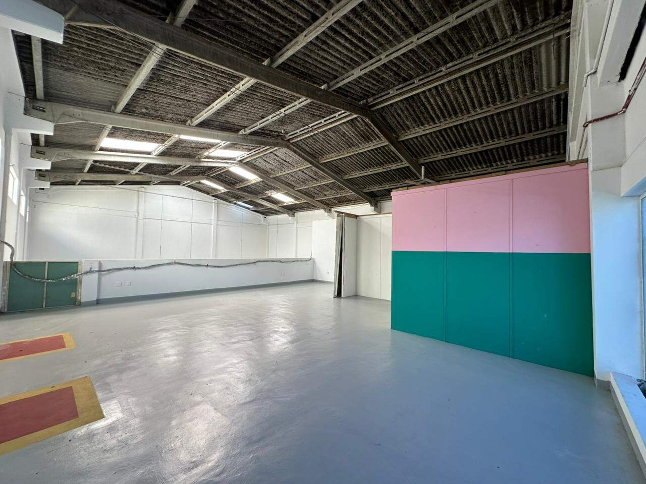 Sala Comercial para aluguel no Vila Real: 