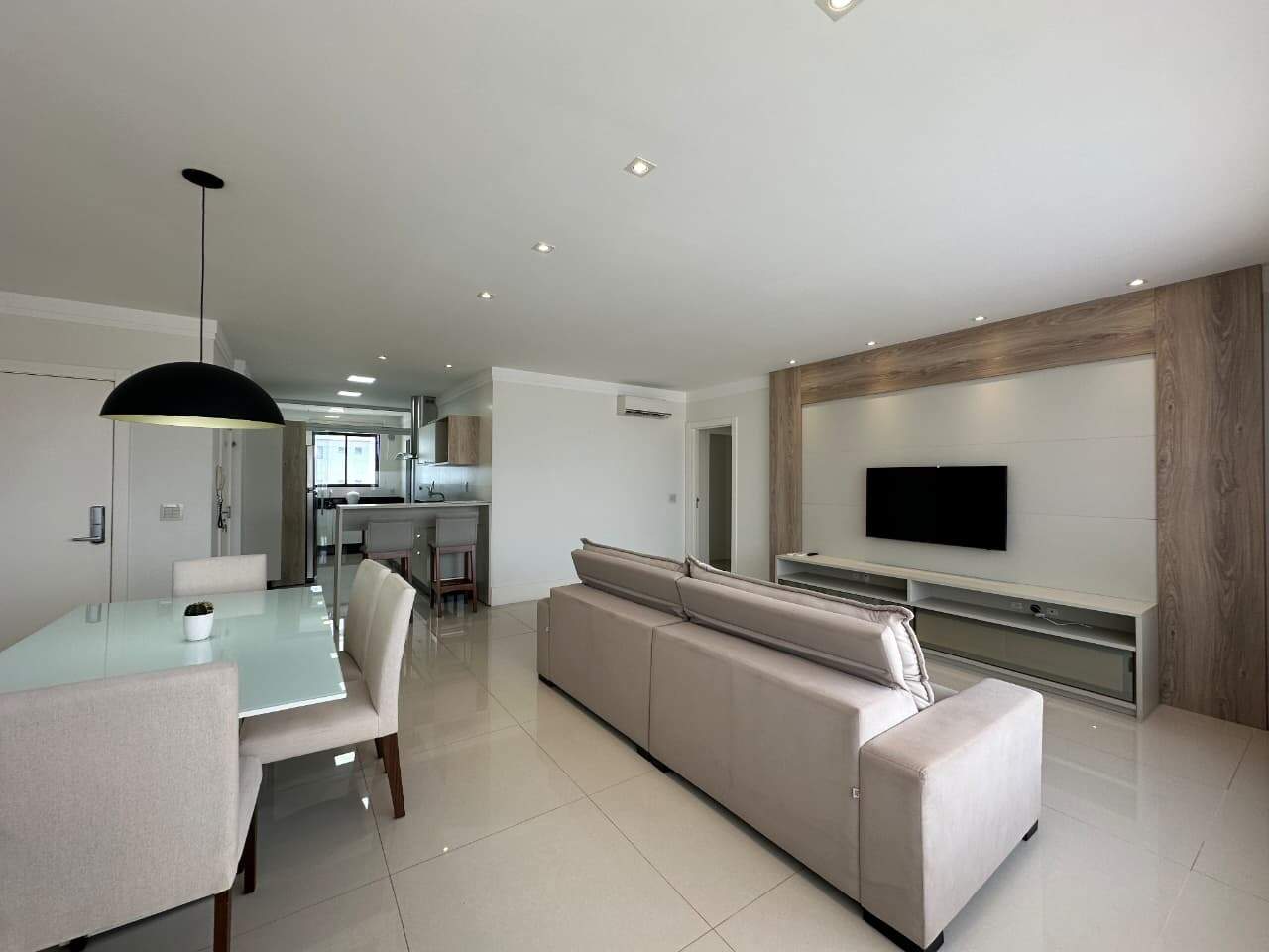 Apartamento para aluguel no Centro: 
