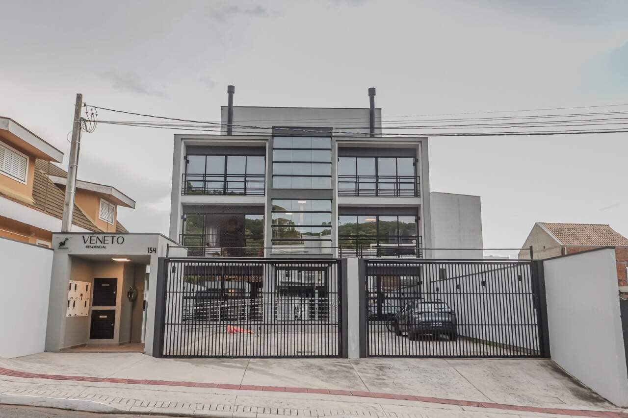 Apartamento diferenciado à venda no Praia dos Amores: 