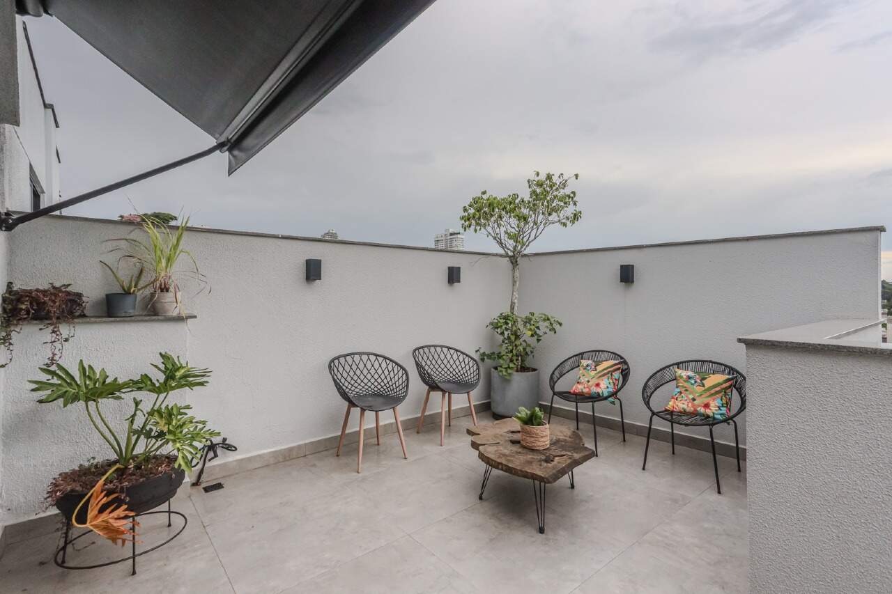 Apartamento diferenciado à venda no Praia dos Amores: 