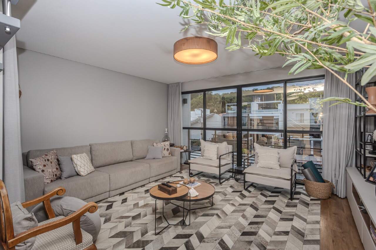 Apartamento diferenciado à venda no Praia dos Amores: 