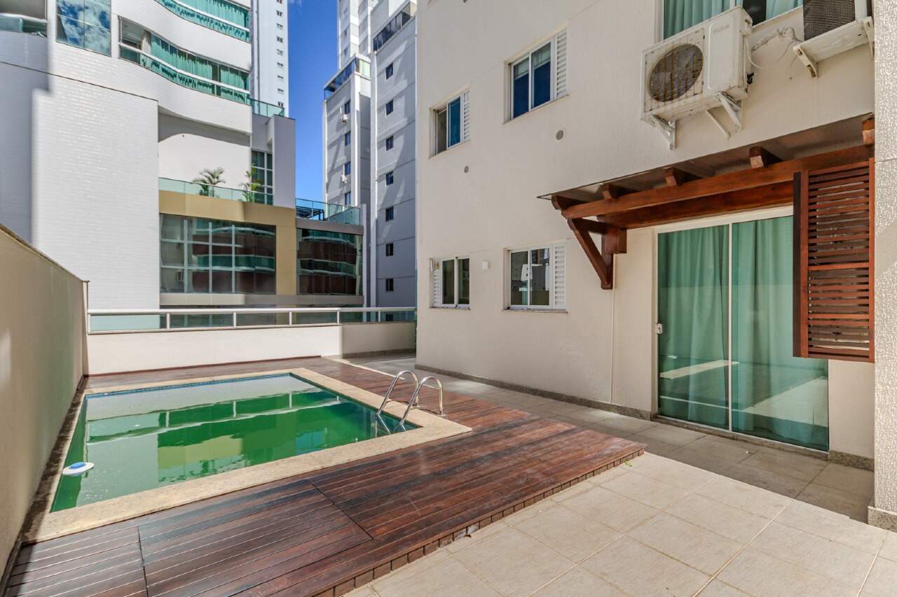 Apartamento diferenciado à venda no Centro: 