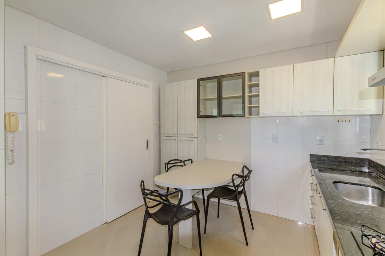 Apartamento diferenciado à venda no Centro: 