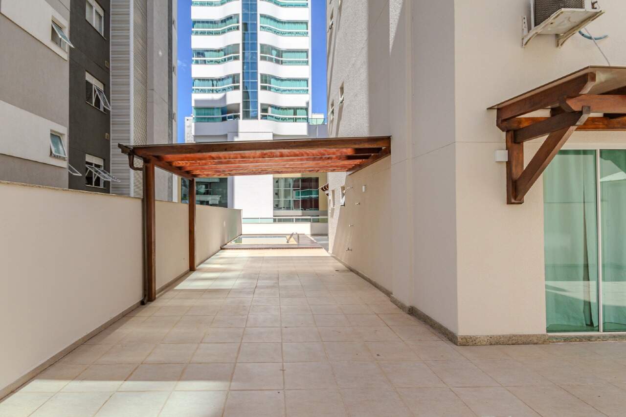 Apartamento diferenciado à venda no Centro: 