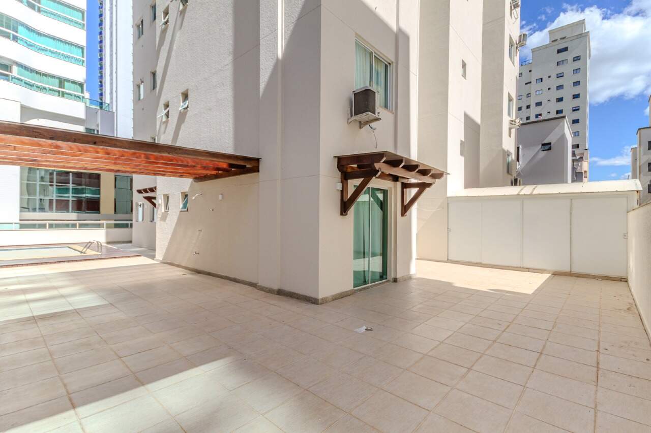 Apartamento diferenciado à venda no Centro: 