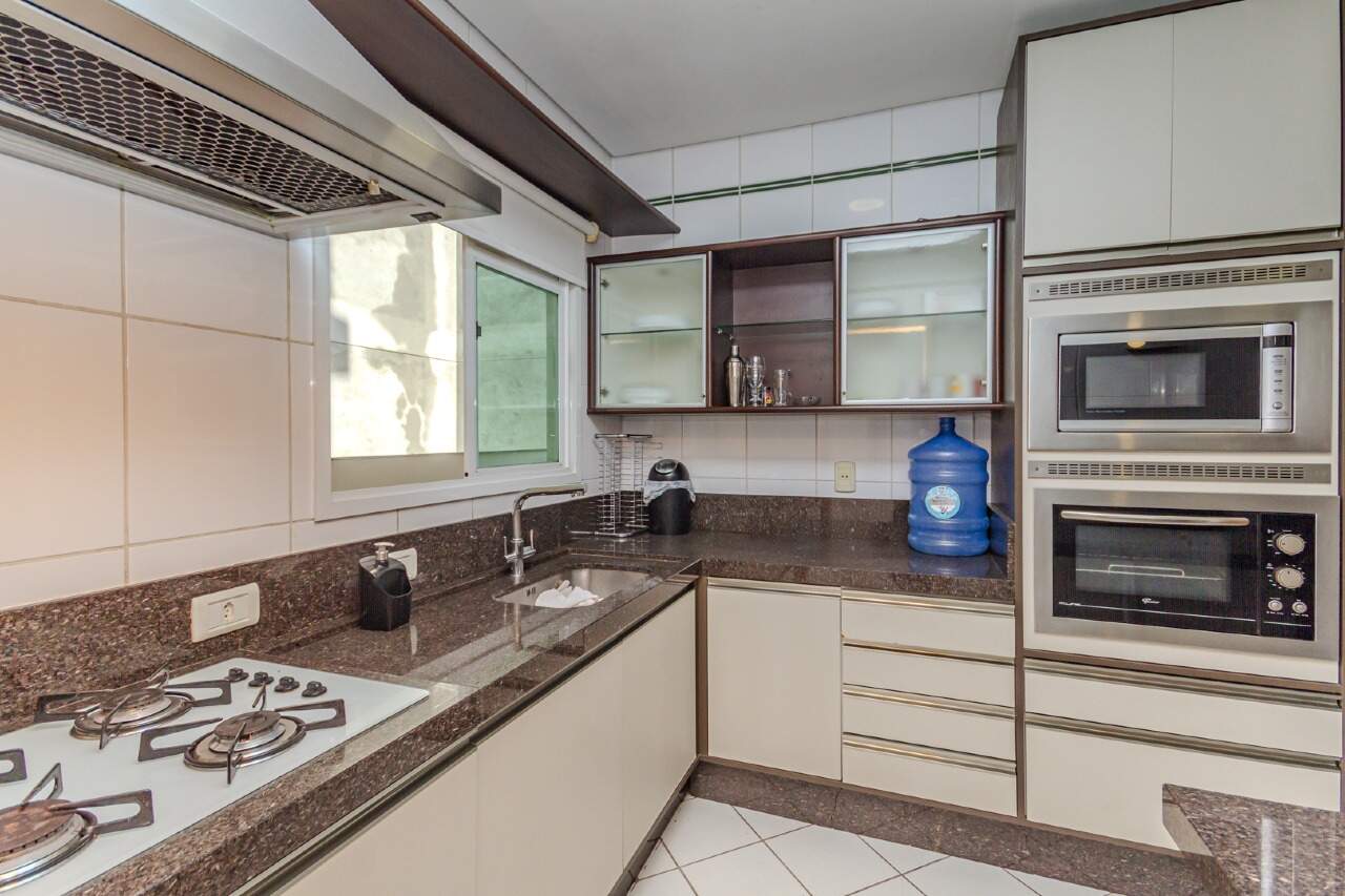 Apartamento diferenciado à venda no Centro: 