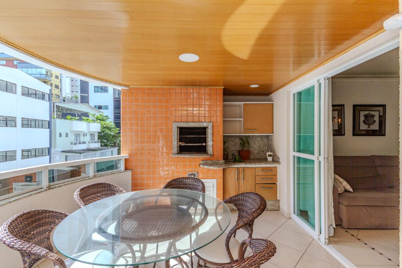 Apartamento diferenciado à venda no Centro: 