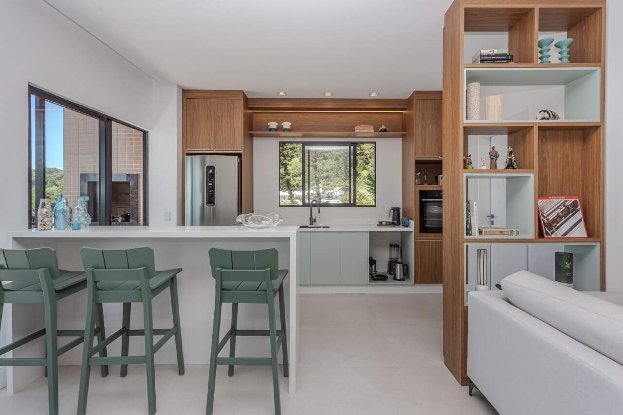 Apartamento para aluguel no Cabeçudas: 