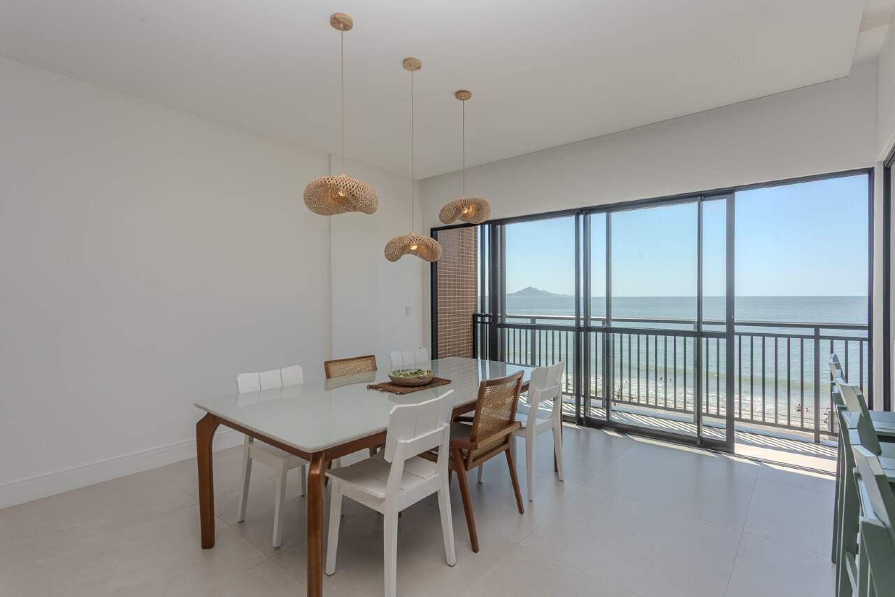 Apartamento para aluguel no Cabeçudas: 